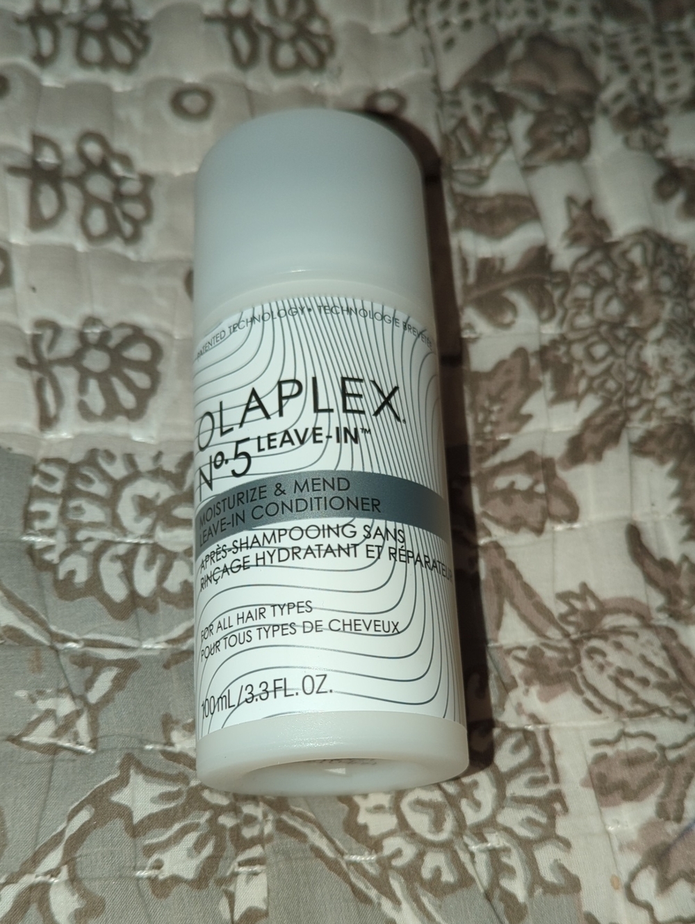 OLAPLEX No.5 Leave-In Moisturize & Mend - White